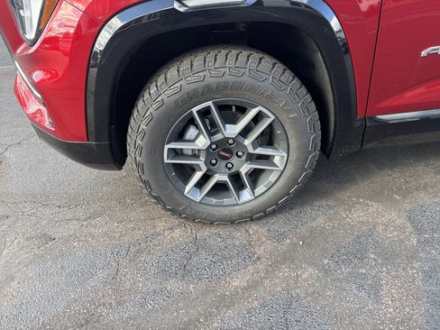 New 2026 GMC Terrain AT4 w/ Technology Package II image 11
