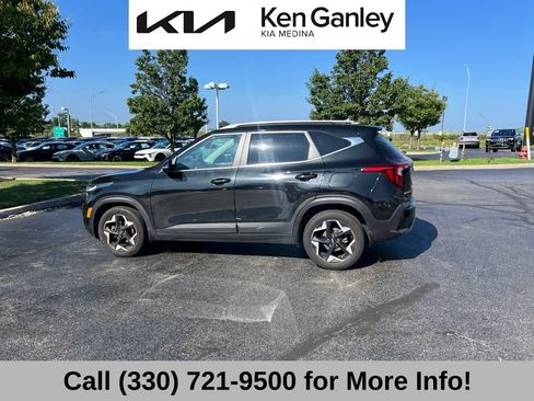 Used 2024 Kia Seltos EX FWD image 9
