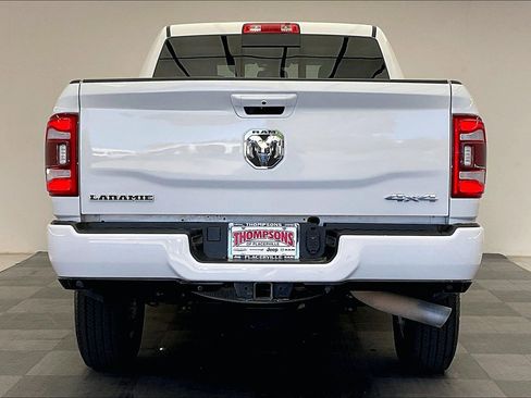 Used 2023 RAM 2500 Laramie AWD/4WD image 3