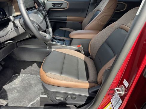 Used 2025 Ford Bronco Sport Outer Banks w/ Outer Banks Tech Package+ AWD/4WD image 15