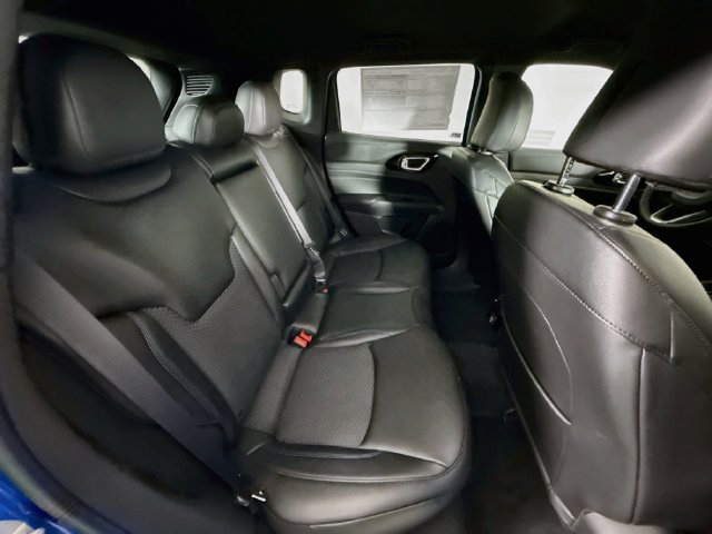 New 2026 Jeep Compass Latitude AWD/4WD image 24