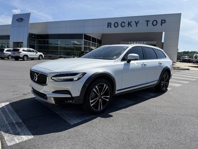 Used 2018 Volvo V90 T5 Cross Country w/ Convenience Package