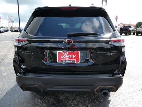 Used 2025 Subaru Forester Sport AWD/4WD image 6