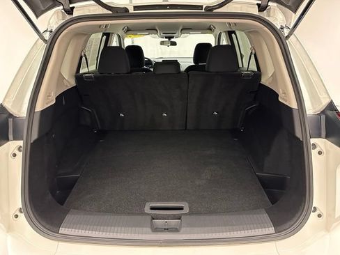 Used 2024 Nissan Rogue S AWD/4WD image 19