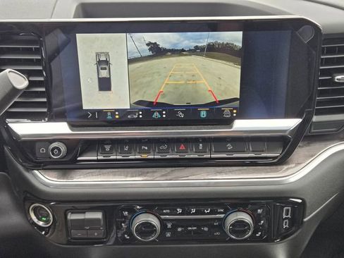 New 2025 Chevrolet Silverado 2500 LTZ w/ LTZ Convenience Package AWD/4WD image 13