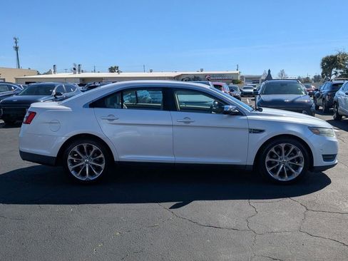 Used 2014 Ford Taurus Limited w/ Equipment Group 301A image 4
