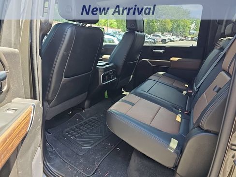 Used 2022 Chevrolet Silverado 3500 High Country AWD/4WD image 7
