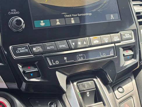 Used 2019 Honda Odyssey EX image 23