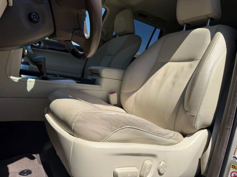 Used 2014 Lexus GX 460 w/ Premium Package AWD/4WD image 10