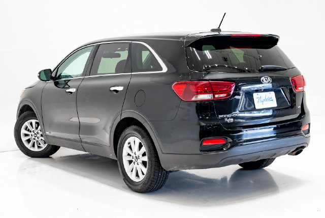 Used 2020 Kia Sorento AWD V6 image 3