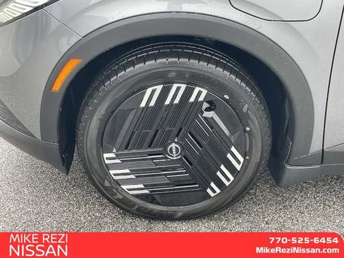 New 2026 Nissan Leaf image 7