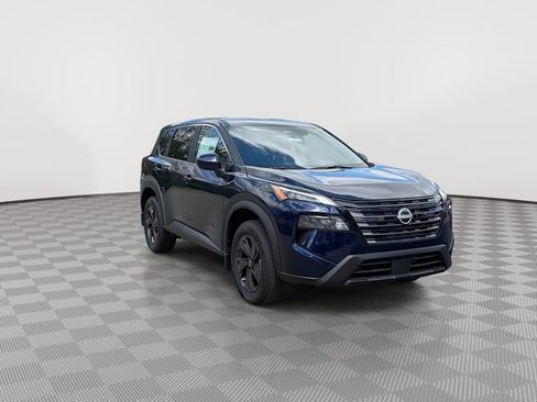 New 2026 Nissan Rogue SV AWD/4WD image 2