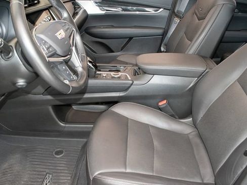Used 2021 Cadillac XT5 Premium Luxury AWD/4WD image 20