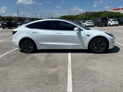 Used 2020 Tesla Model 3 Standard Range Plus RWD image 6
