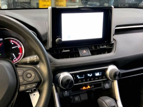 Used 2023 Toyota RAV4 LE image 6