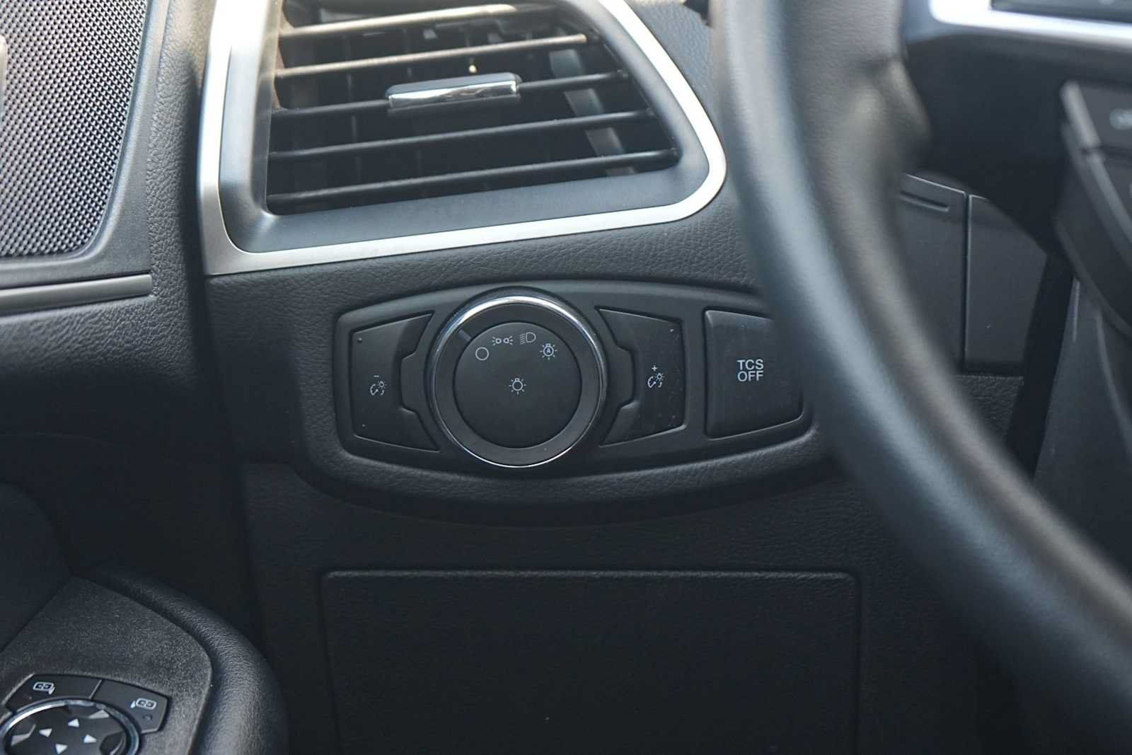 Used 2024 Ford Edge SEL AWD/4WD image 22