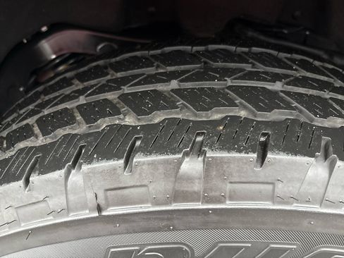 Used 2025 Ford Bronco Big Bend image 7