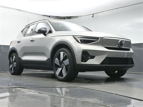 Certified 2024 Volvo XC40 Recharge Plus w/ Protection Package Premier image 31