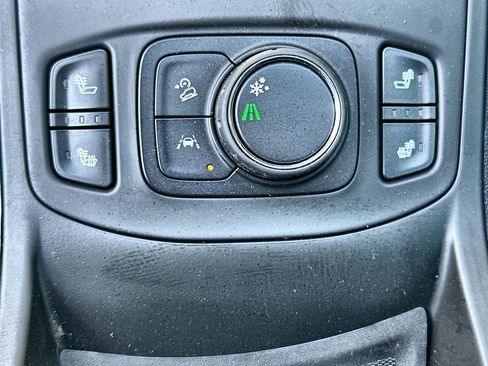 Certified 2022 GMC Terrain SLT image 34