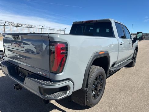Used 2024 GMC Sierra 3500 AT4 w/ AT4 Premium Plus Package image 6