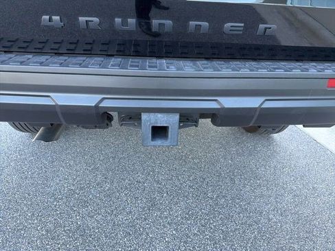 Used 2025 Toyota 4Runner SR5 RWD image 5