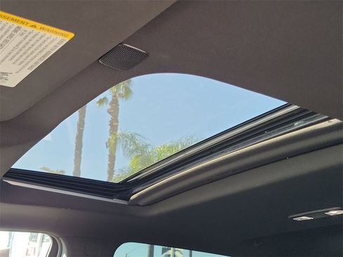 Used 2025 GMC Sierra 2500 AT4 w/ AT4 Premium Plus Package image 19