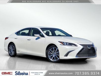 Used 2019 Lexus ES 300h w/ Premium Package