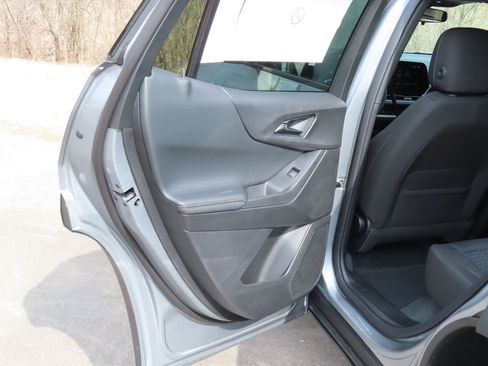 New 2026 Chevrolet Equinox LT image 23