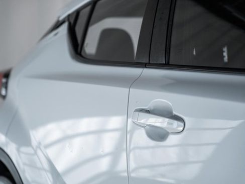 Used 2018 Toyota C-HR XLE image 14