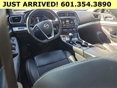 Used 2022 Nissan Maxima SV w/ Floor Mat Group image 4