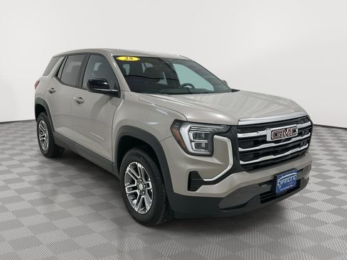 Used 2025 GMC Terrain Elevation image 7