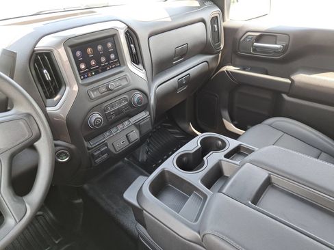 Used 2025 Chevrolet Silverado 2500 W/T w/ WT Convenience Package AWD/4WD image 22