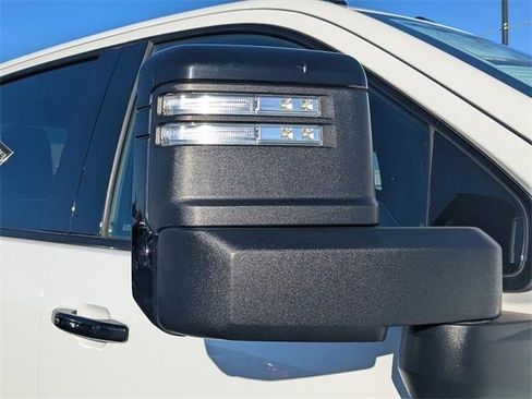 Used 2024 GMC Sierra 2500 AT4X w/ AT4X AEV Edition image 12