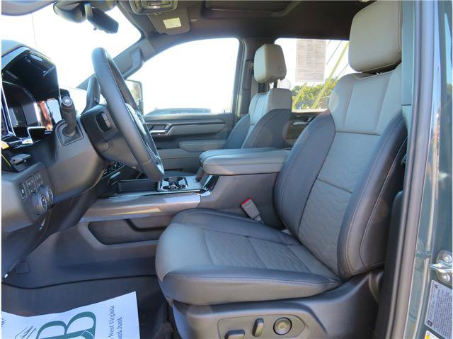 Used 2026 Chevrolet Silverado 2500 ZR2 AWD/4WD image 6