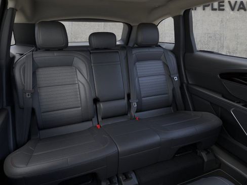 New 2026 Lincoln Nautilus Reserve w/ Jet Appearance Package image 12