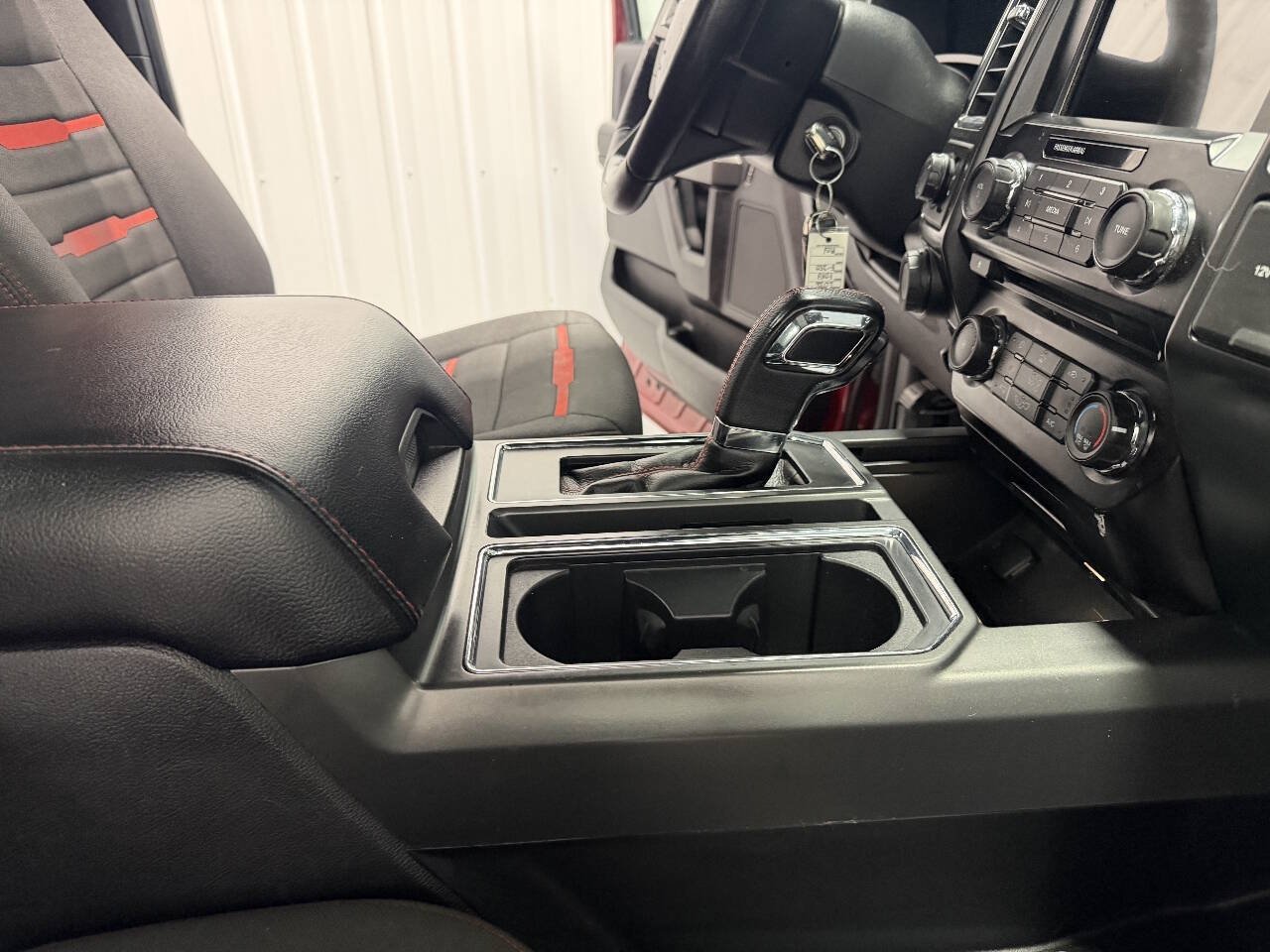 Used 2016 Ford F150 XLT w/ Equipment Group 302A Luxury AWD/4WD image 22