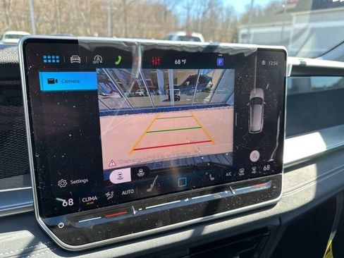 New 2026 Volkswagen Tiguan SE AWD/4WD image 19