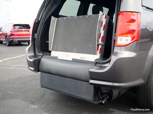 Used 2020 Dodge Grand Caravan GT image 31