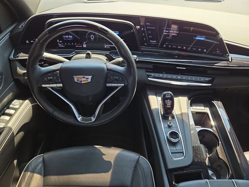 Used 2024 Cadillac Escalade Sport w/ Touring Package RWD image 14
