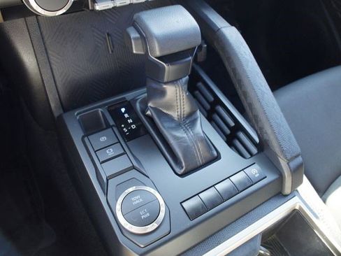 Used 2024 Toyota Tacoma SR5 image 10