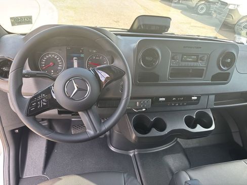 New 2026 Mercedes-Benz Sprinter 2500 image 44