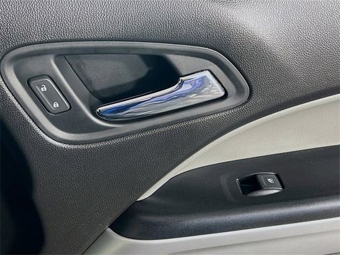 Used 2018 Chevrolet Colorado LT w/ LT Convenience Package image 31