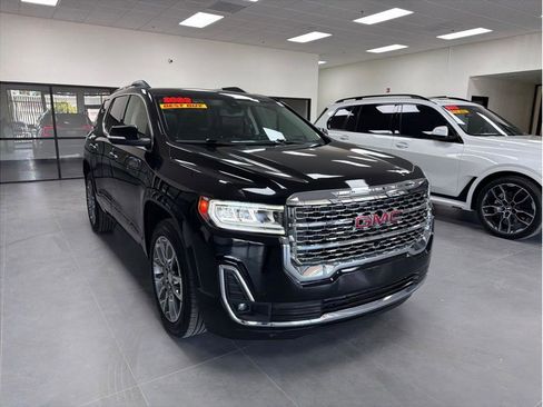 Used 2023 GMC Acadia Denali FWD image 2