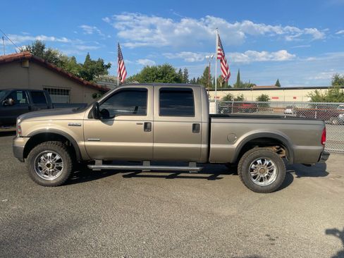 Used 2006 Ford F250 Lariat AWD/4WD image 5