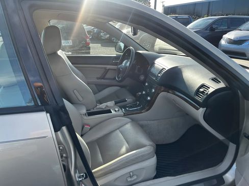 Used 2008 Subaru Outback 3.0R L.L. Bean image 17
