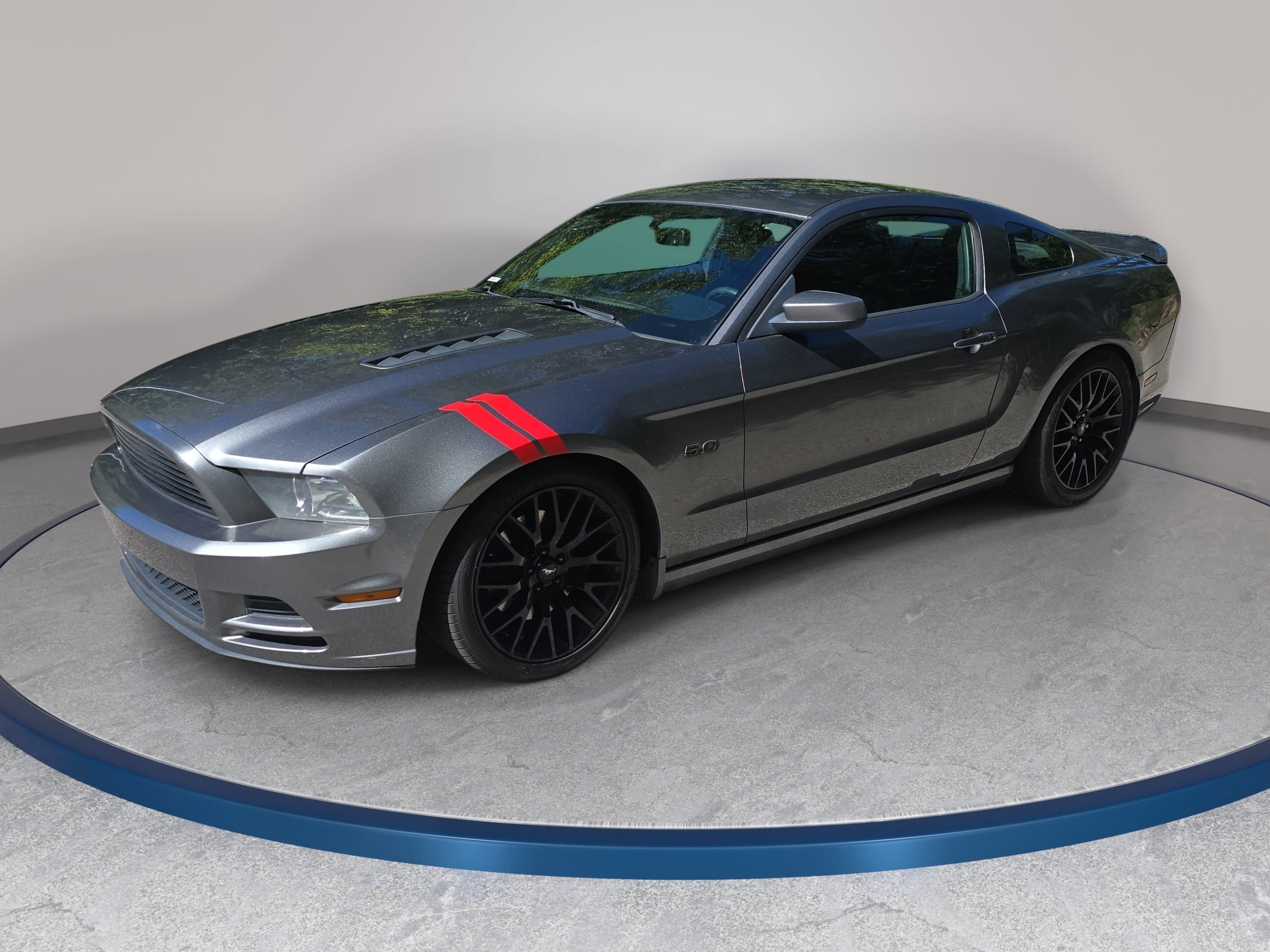Used 2013 Ford Mustang GT Premium w/ Comfort Pkg RWD image 1