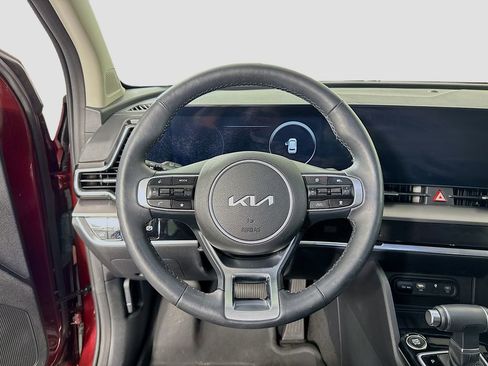 Used 2025 Kia Sportage SX image 11
