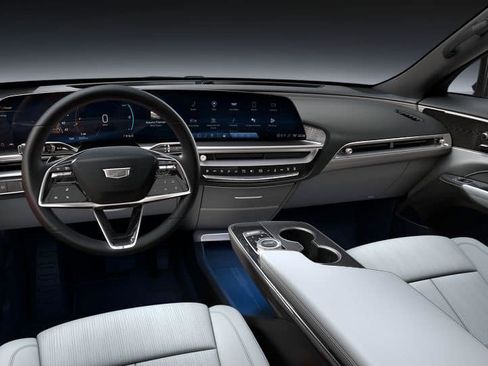 New 2025 Cadillac Lyriq Luxury image 38