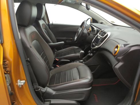 Used 2018 Chevrolet Sonic Premier image 21