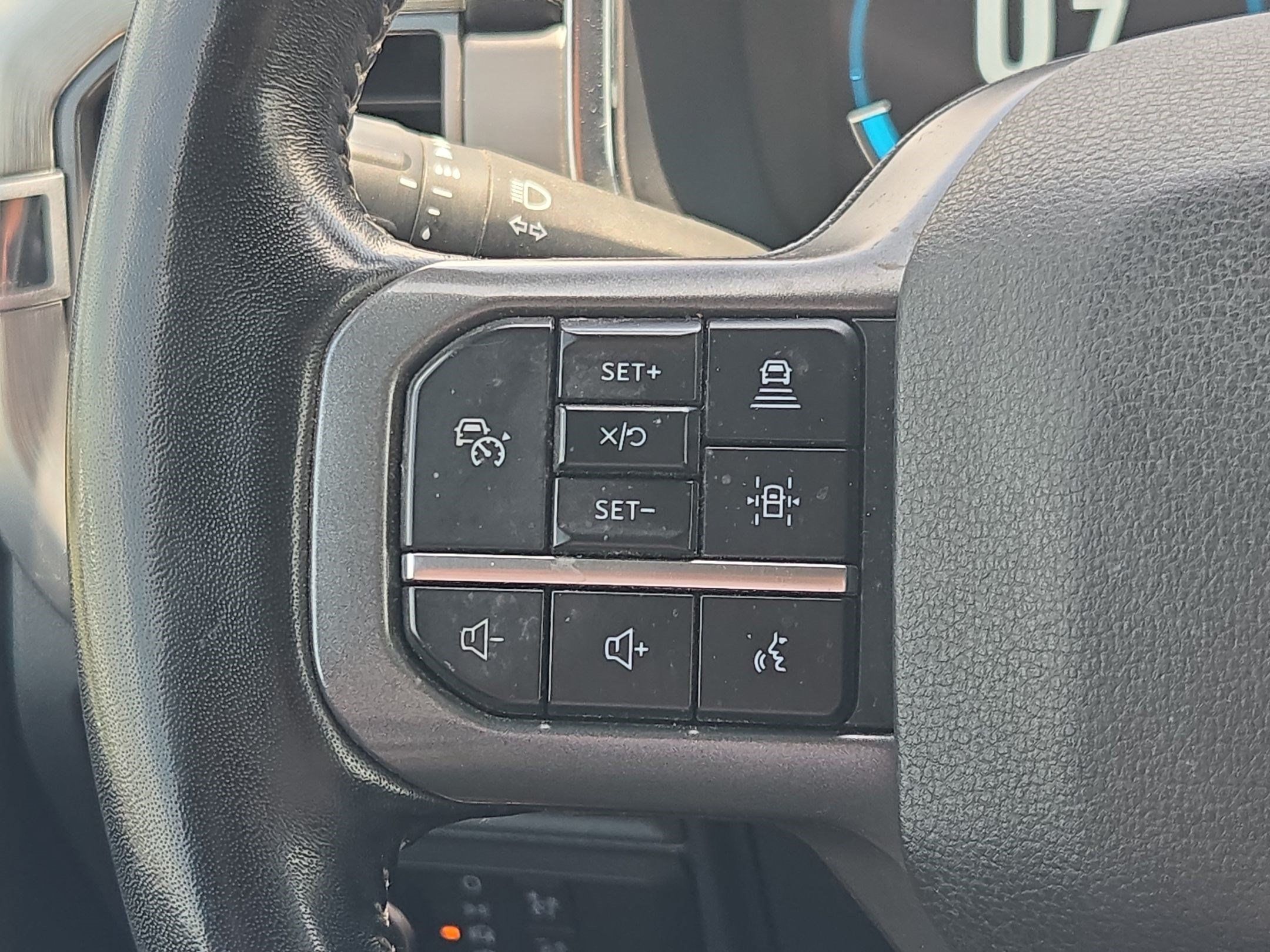 Used 2021 Ford F150 Lariat w/ Equipment Group 502A High AWD/4WD image 18
